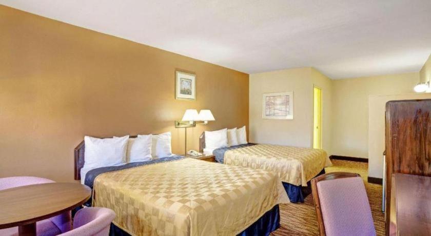 Howard Johnson By Wyndham South Lake Tahoe Extérieur photo